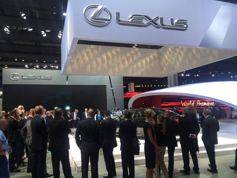 10 Lexus Foren & Partnerhändler besuchen die IAA!